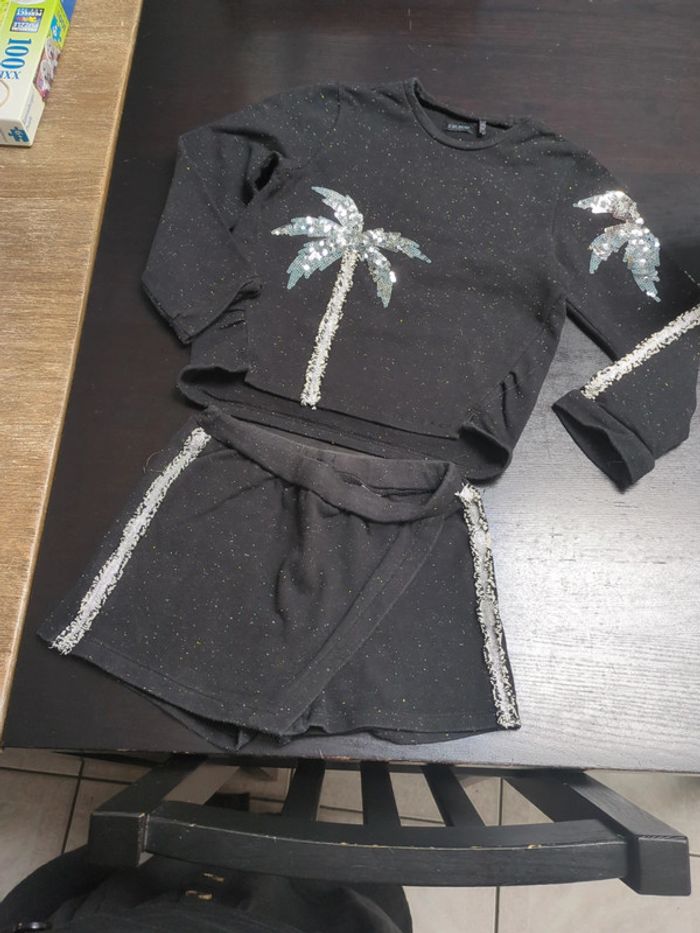 Ensemble pull et short IKKS noir moucheté palmiers sequins strass 6 ans