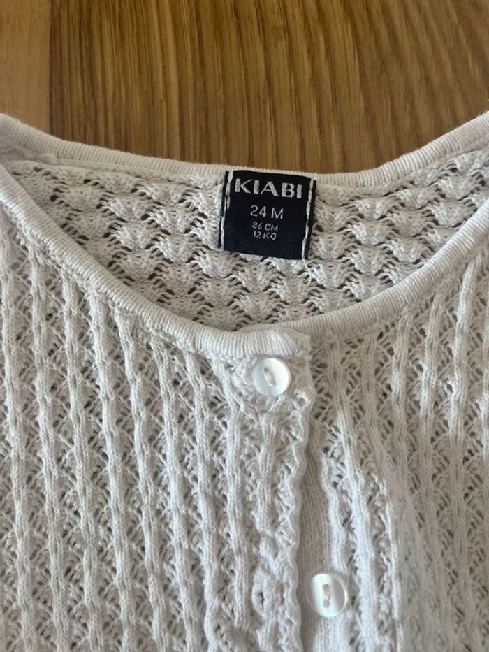 🤍 Gilet blanc – 24 mois – Kiabi - photo numéro 3