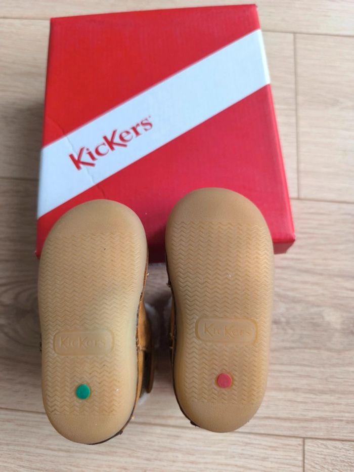 Chaussures/ Bottines Kickers fille ou garçon Sobooty Camel Kickers quasi neuves - Taille 19 - photo numéro 8