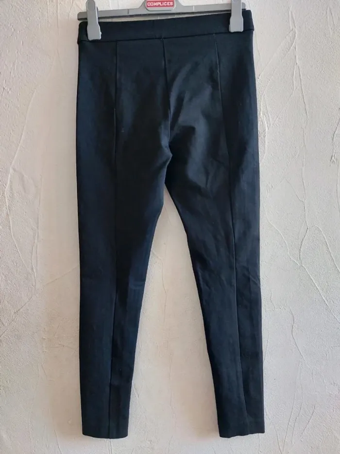 Pantalon noir en parfait état Taille 38 - photo numéro 3