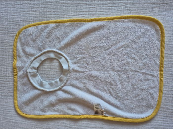 Bavoir large col élastique - photo numéro 2
