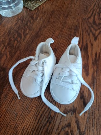 chaussure en toile bébé