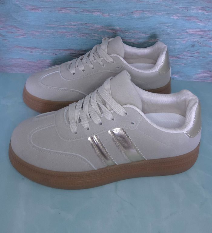 Baskets femmes beige tendances - Taille 39 - NEUVES 🌟 - photo numéro 2