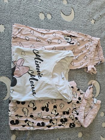 2 pantalons et 1 tee-shirt Minnie pyjama taille L