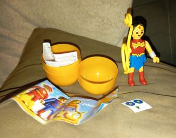 Playmobil x Kinder Maxi