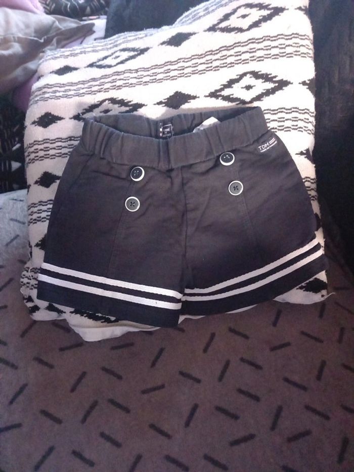 Short taille 3ans 94cm - photo numéro 2
