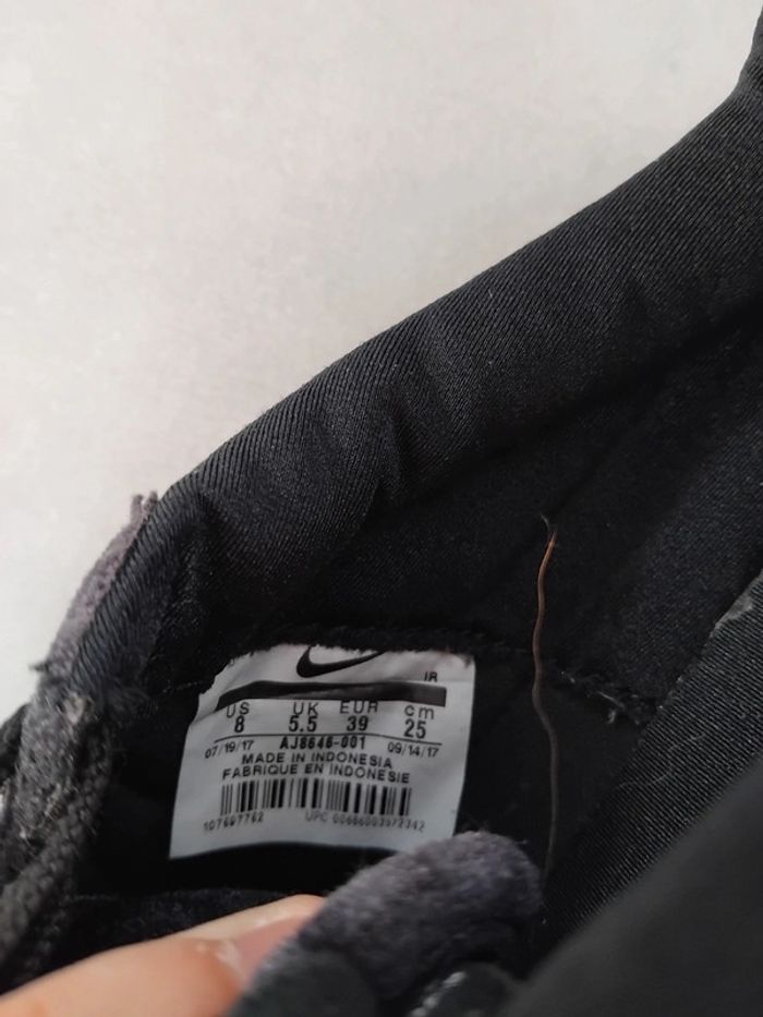 Baskets Nike taille 39 - photo numéro 6