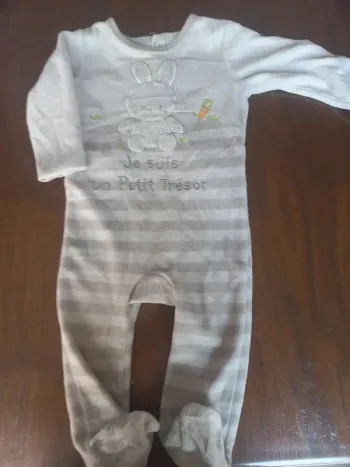 Pyjama velours "lapin" Gémo 12mois 74cm