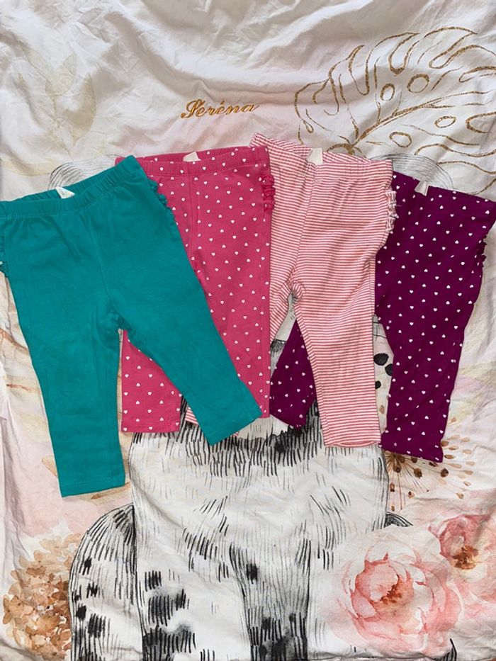 Lot 4 leggings, 12-18 mois, Old Navy.