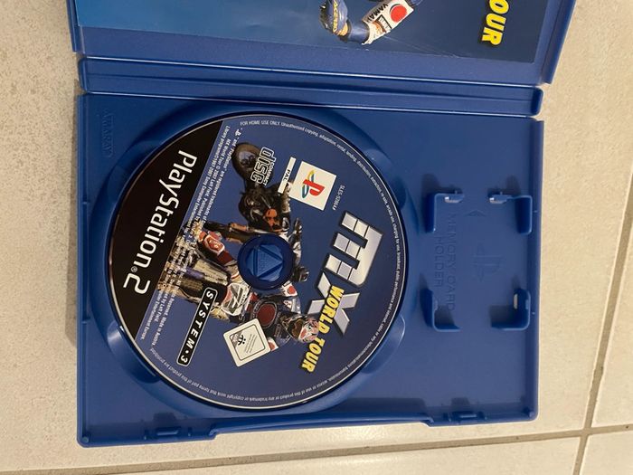 MX World Tour PS2 - photo numéro 3