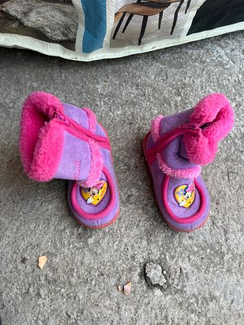 Chaussons fille taille 21