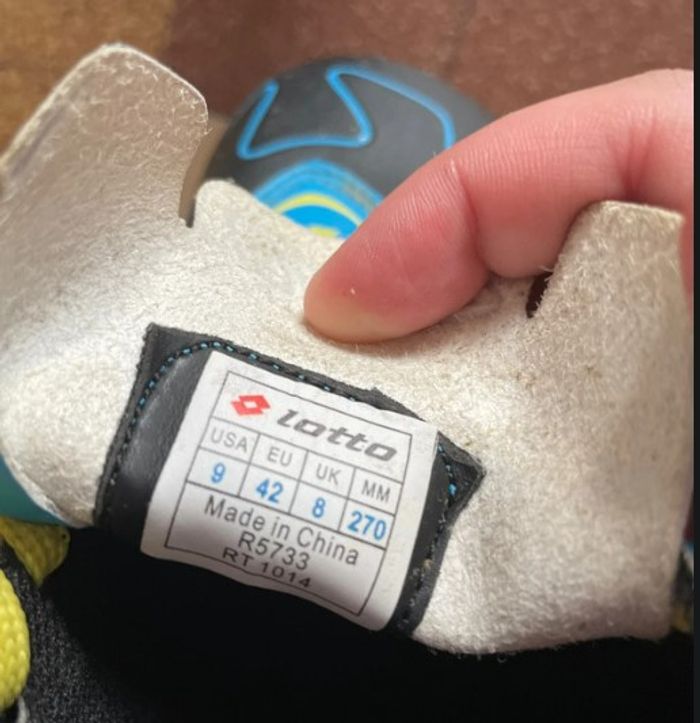 Crampons moulés 42 - photo numéro 2