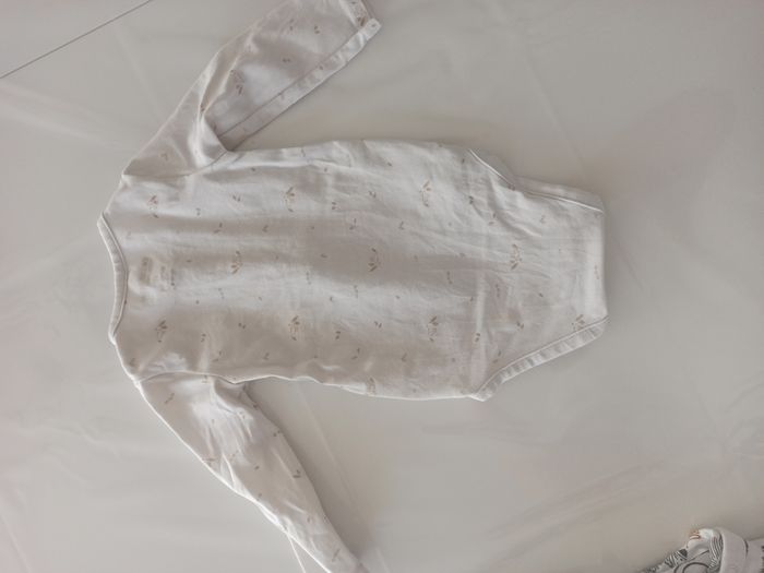 Lot pyjama body 6 mois - photo numéro 4