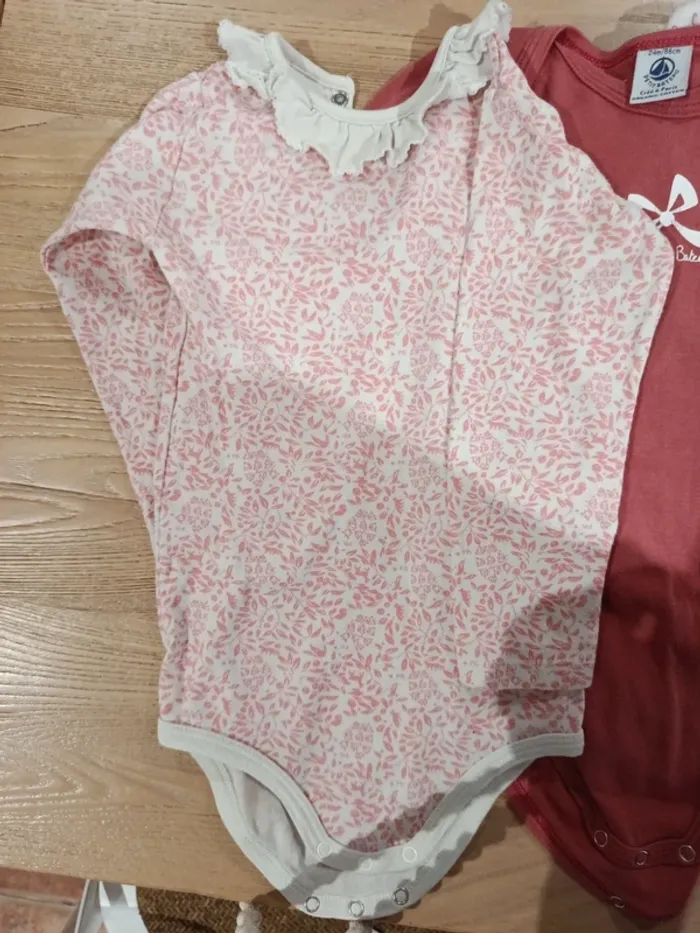 Lot bodies body 24 2 ans - photo numéro 3