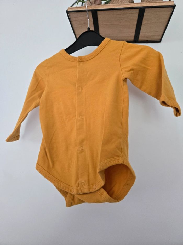 Ensemble body et salopette Vertbaudet 9 mois 👦 - photo numéro 7
