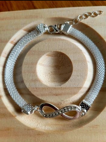 Bracelet infini argenté strass – bijou fantaisie symbole amour éternel – chaîne femme chic réglable