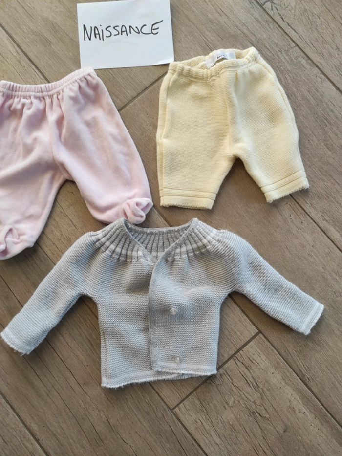 Lot vêtements naissance mixte - photo numéro 2