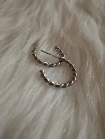 💎Boucles d’oreilles Argenté torsadée 💎