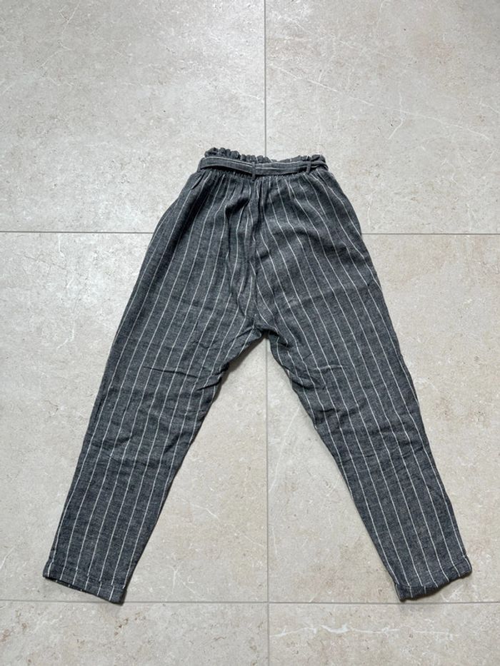 Pantalon fluide gris à rayures - photo numéro 4