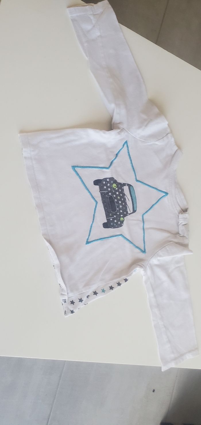 Lot de 7 T-shirts manches longues taille 18 mois - photo numéro 4