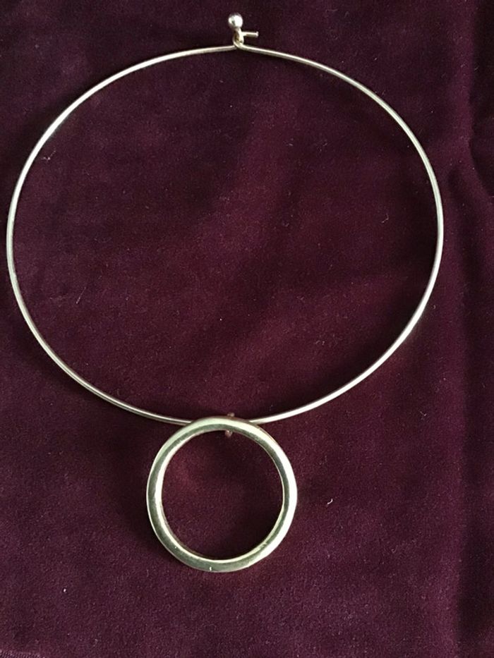 Beau collier torque fin vintage années 90