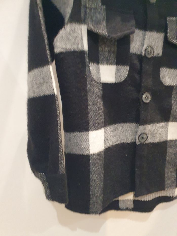 Surchemise carreaux noir/blanc Manchester Taille 14 ans - photo numéro 3