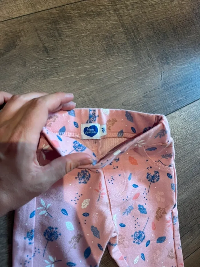 Legging fleuris rose 3 mois - photo numéro 3