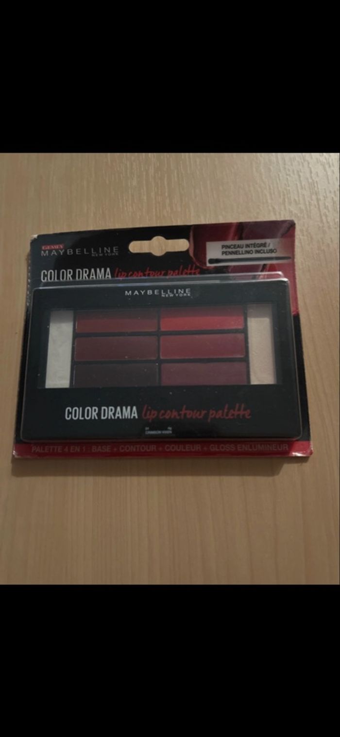 1 palette color drama Maybeline neuve - photo numéro 1