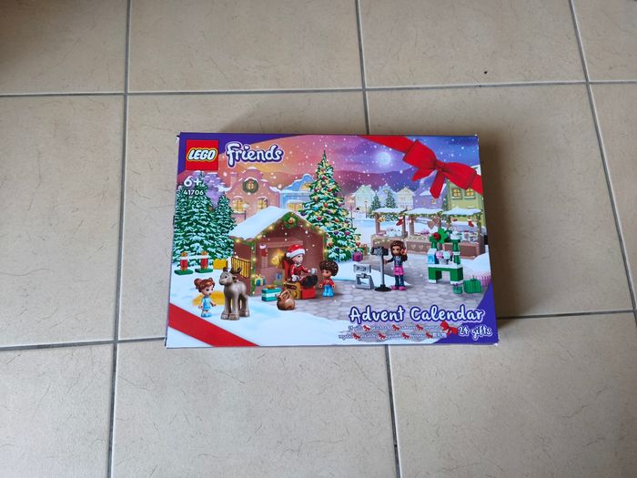 Le  calendrier de l’Avent LEGO Friends 41706 - photo numéro 2