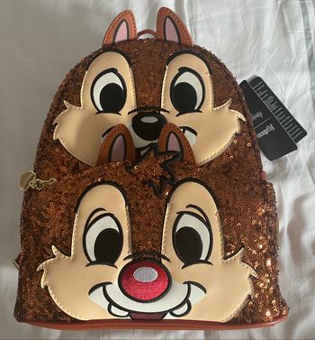Loungefly sequin tic et tac