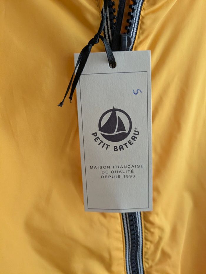 Coupe vent jaune 6 ans petit bateau - photo numéro 2