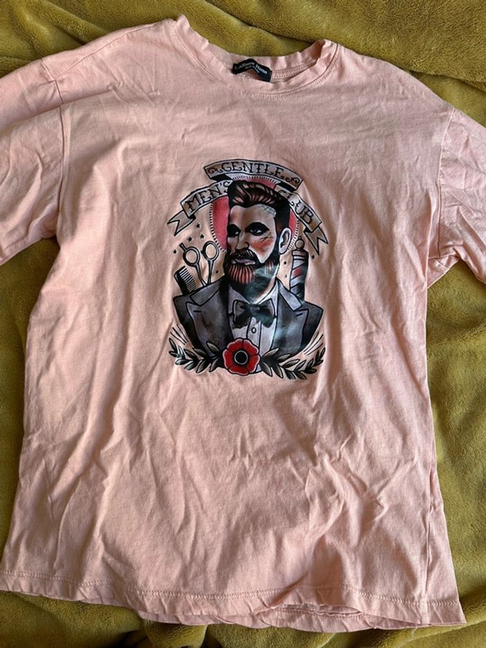 Teeshirt gentleman’s club