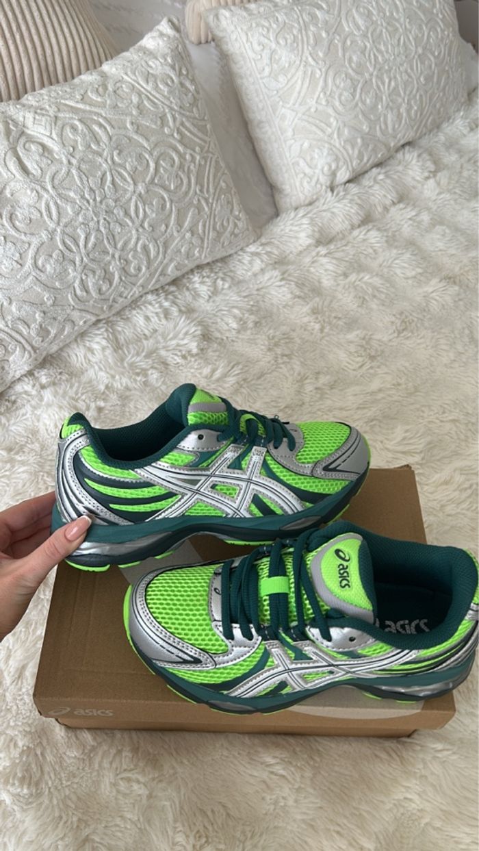 Baskets verte et argenté - photo numéro 2