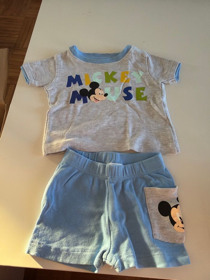 Ensemble Mickey