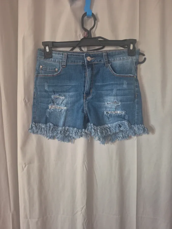 Short mini