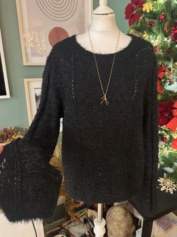 Pull en maille Fluffy doux noir chiné doré taille M/L col rond