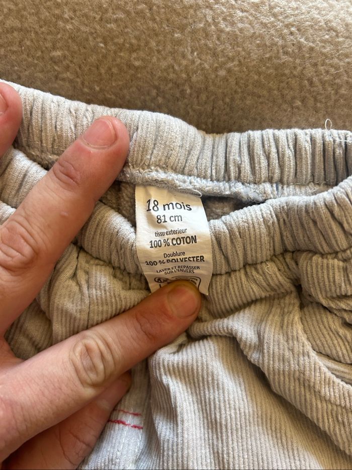 Lot de 3 joggings survêtement taille 18 mois - photo numéro 8