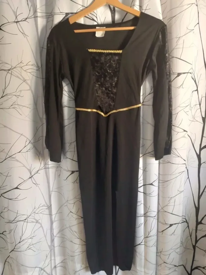 Déguisement robe fille sorcière ou magicienne Halloween taille 8 ans