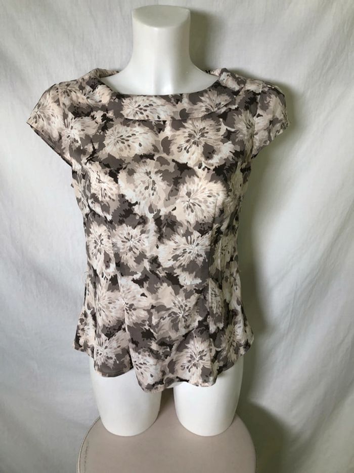 Blouse col rond motifs fleurs taupe et marron H&M manches courtes taille 38 comme neuve