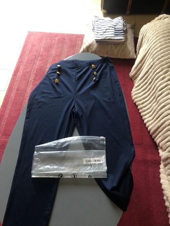 Legging bleu marine neuf . M
