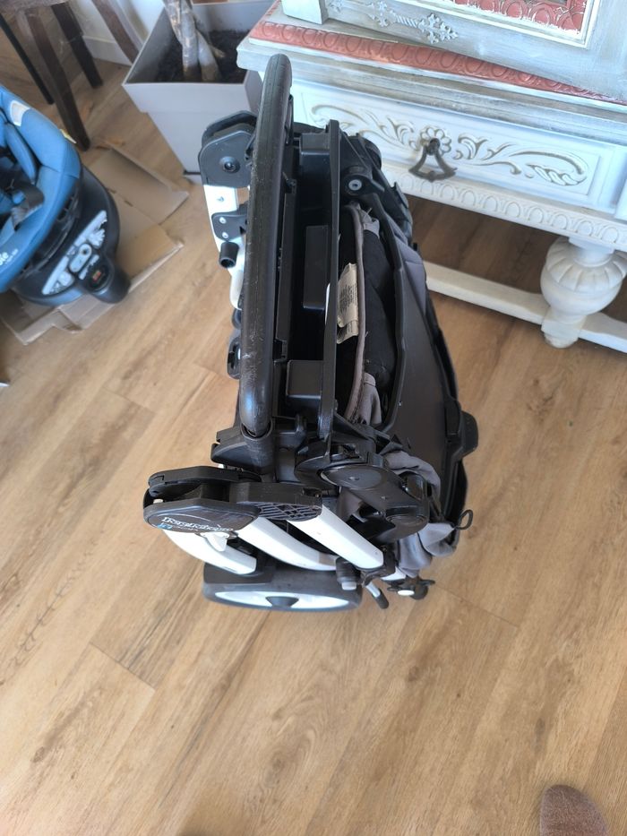 Poussette trio Peg Perego nacelle cosy - photo numéro 8