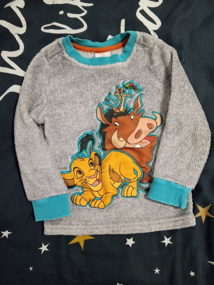 Pull "roi lion" _ 4 ans