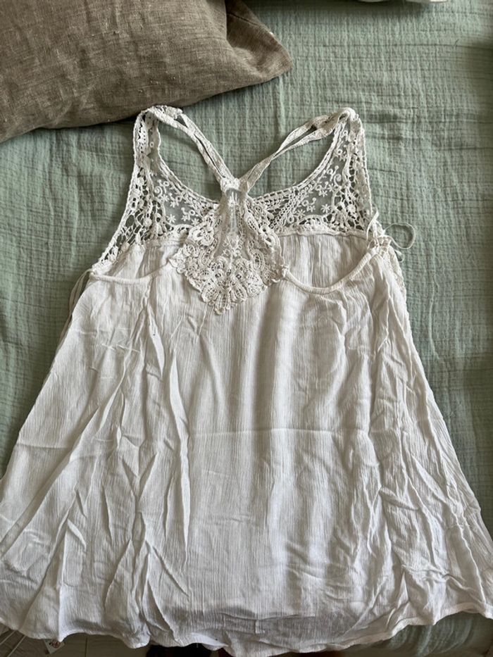 Débardeur broderie en dentelle - photo numéro 4