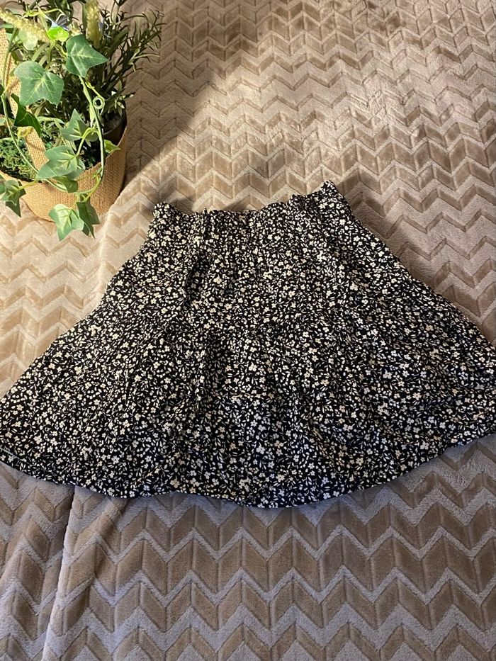 Jupe short Zara  Taiile 9ans
