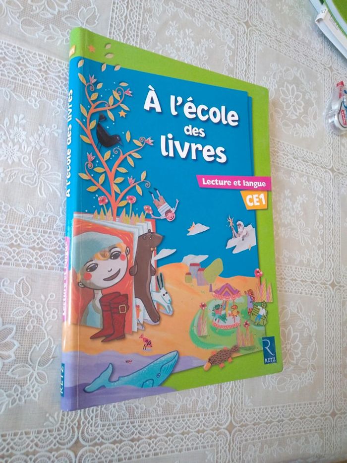 Manuel A l'école des livres CE1 - photo numéro 2