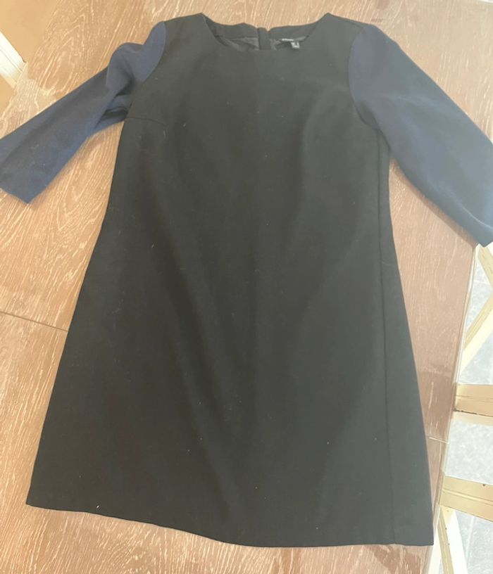 316 - Robe épaisse Mango