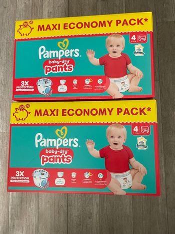 Lot de 188 couches Pampers baby dry pants taille 4 neuf