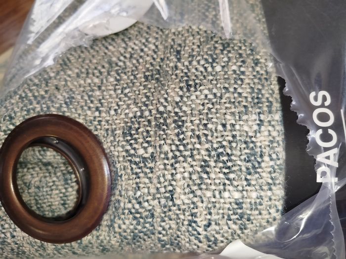 Lot de deux magnifiques rideaux - photo numéro 4