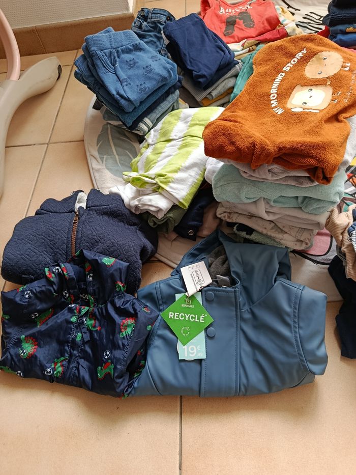 Lots bébé 6 mois - photo numéro 5