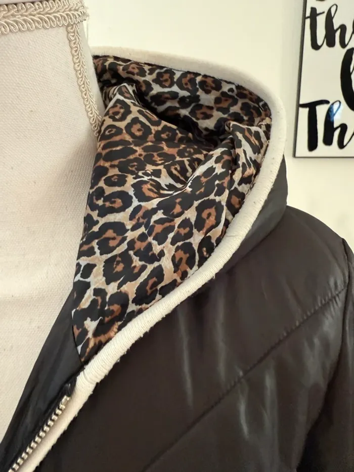 Maje Doudoune Noire Capuche Léopard Taille 36/38 - photo numéro 3